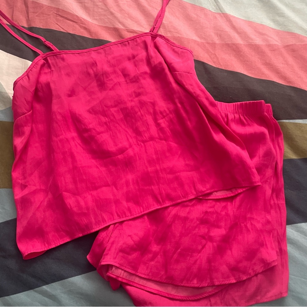 O.N.L.Y. Hot Pink Satin sleep set